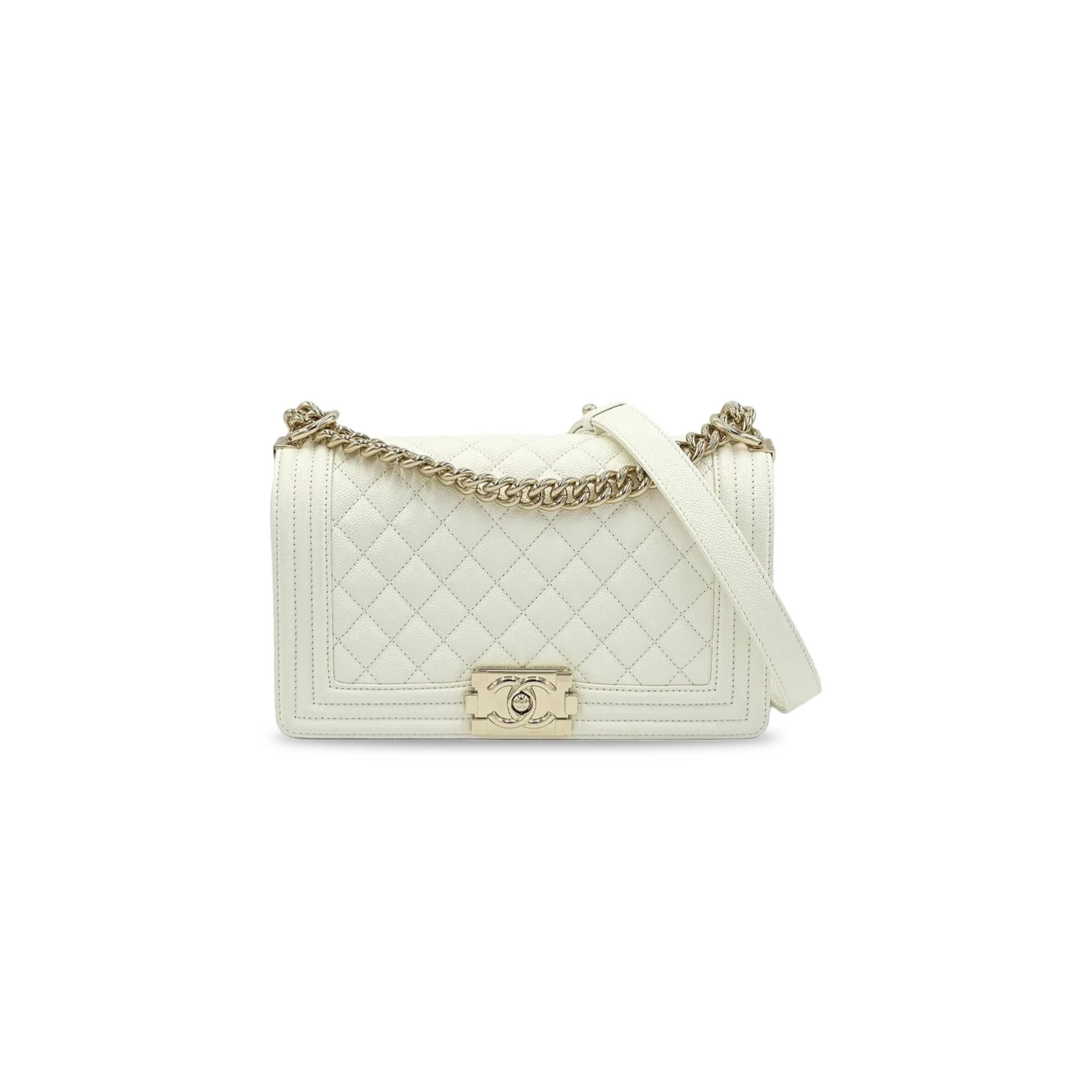 CHANEL CAVIAR MEDIUM QUILTED BOY FLAP WHITE A67086 (25*15*8cm)